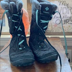 Columbia girls black boots